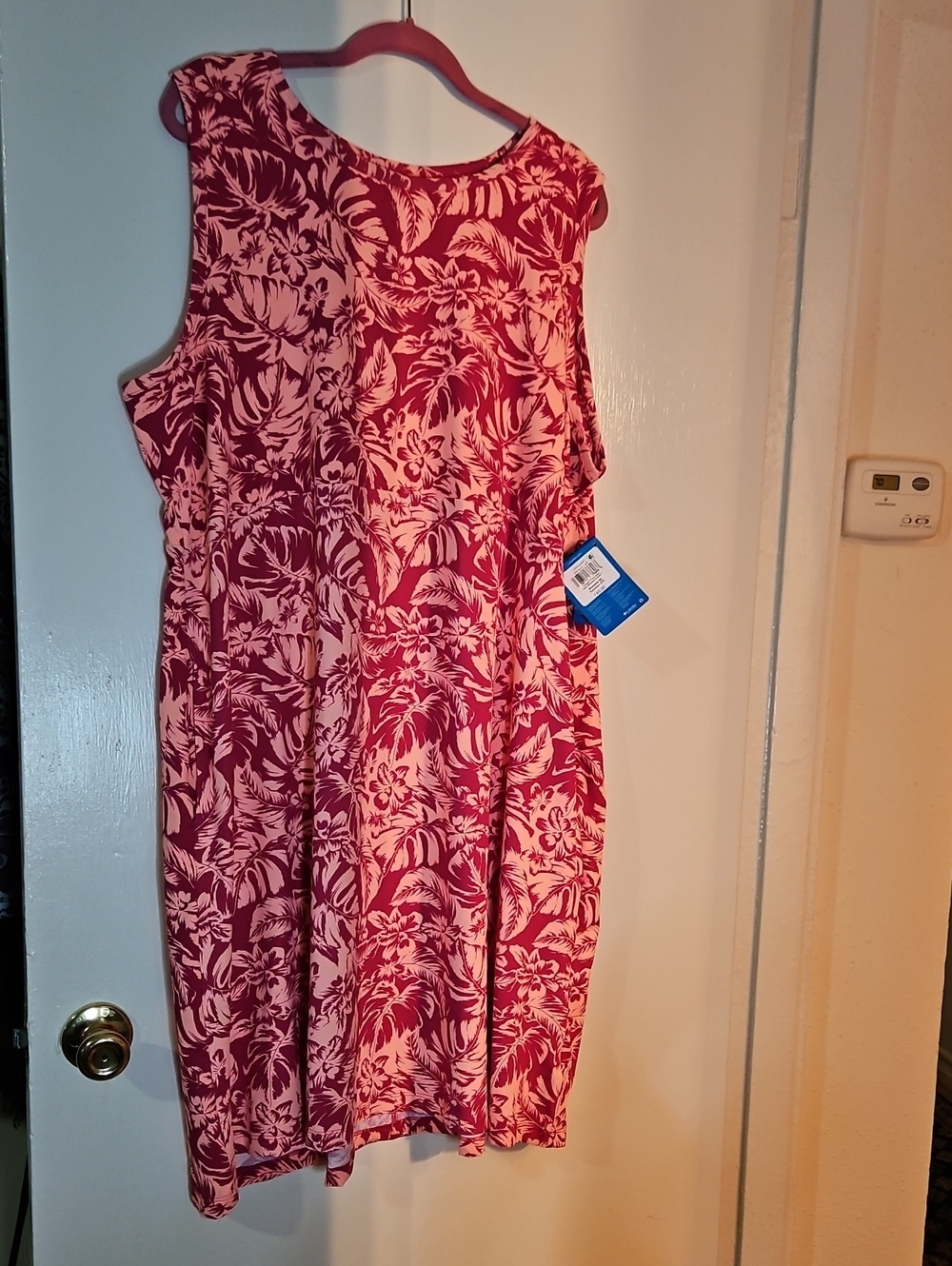 Columbia Red and Peach Floral Sleeveless Top